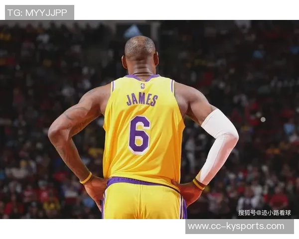 詹姆斯称赞卡鲁索：每支球队都需一位懂得成功与逆境的平稳者